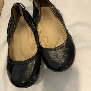 Cole Han flats